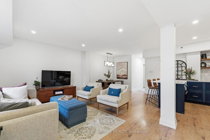Property Photo: 39 Sudbury Street 3901 ON M6J 3W6