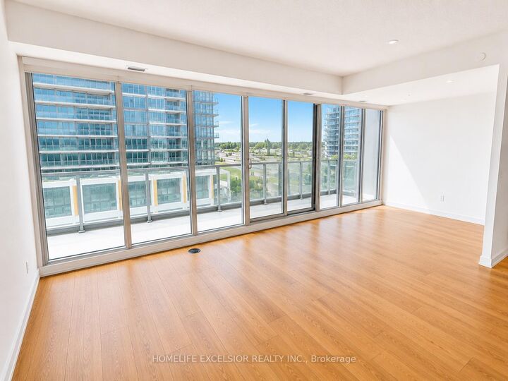 Property Photo:  115 McMahon Drive 712  ON M2K 0E3 