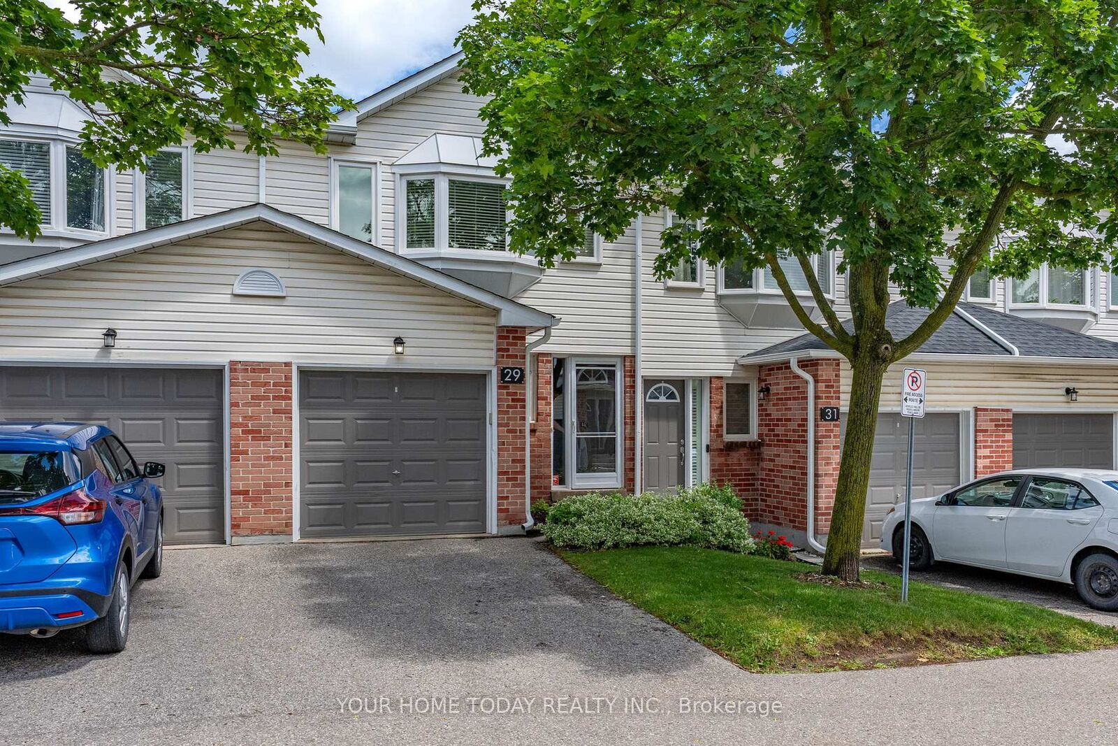 Property Photo:  29 Corey Circle  ON L7G 5L7 