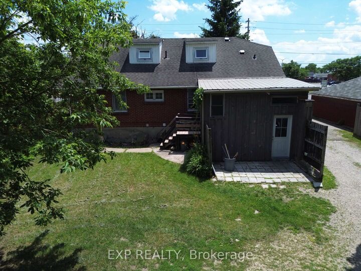 Property Photo:  1168 Oxford Street E 3  ON N5Y 3M1 