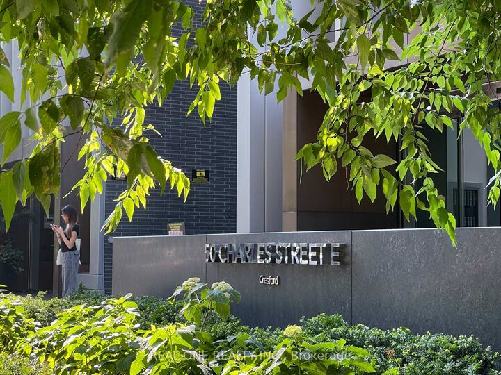 Property Photo:  50 Charles Street E 1505  ON M4Y 0C3 
