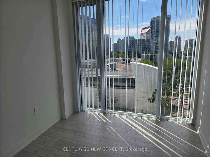Photo de la propriété: 5858 Yonge Street 323 ON M2M 0C6
