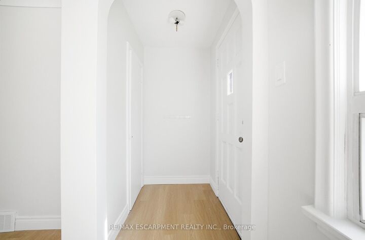 Property Photo: 36 Woodelm Drive ON L2M 4N3