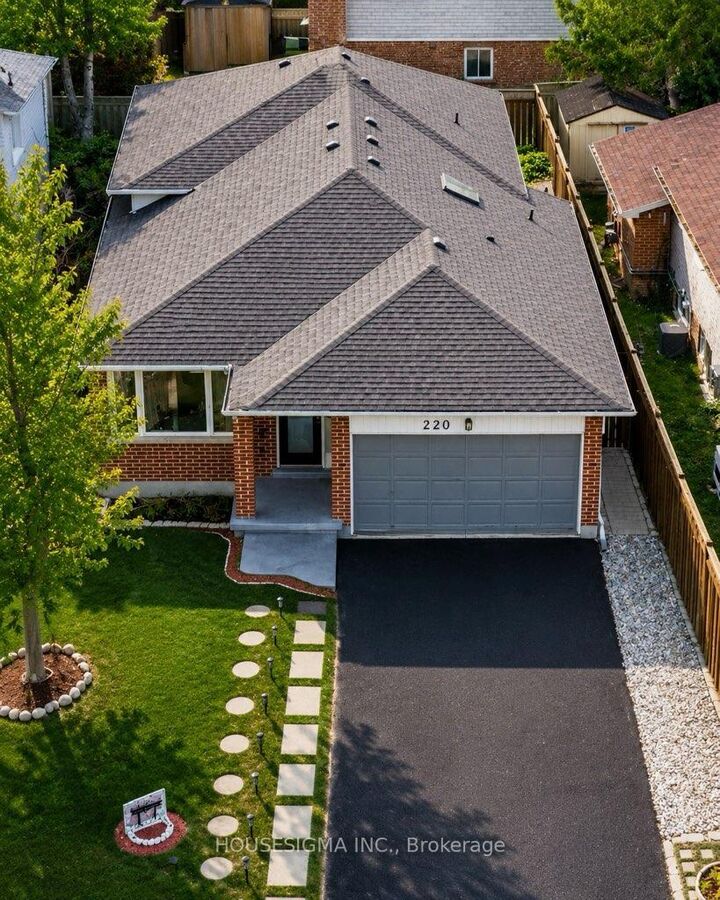 Property Photo: 220 Killarney Grove ON N5X 3X6