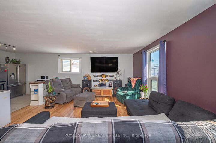 Property Photo: 69 Maple Street ON K0L 1L0