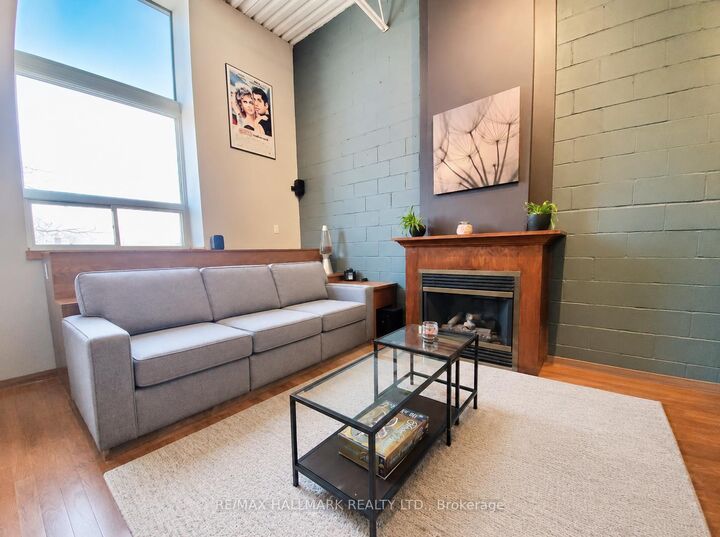 Property Photo:  99 Coleman Avenue 204  ON M4C 1P8 