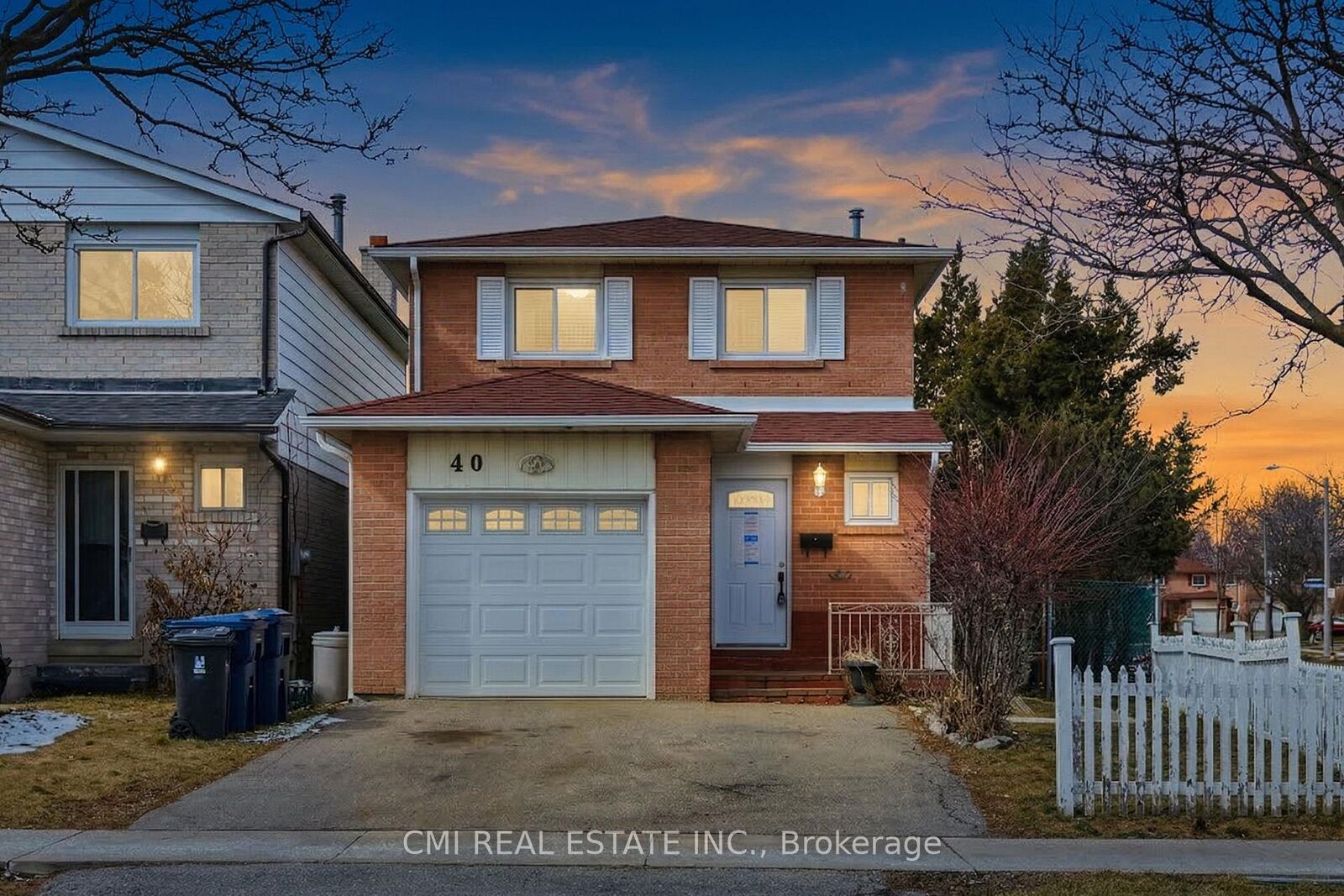 Property Photo: 40 Glen Hollow Avenue ON M9W 6C6