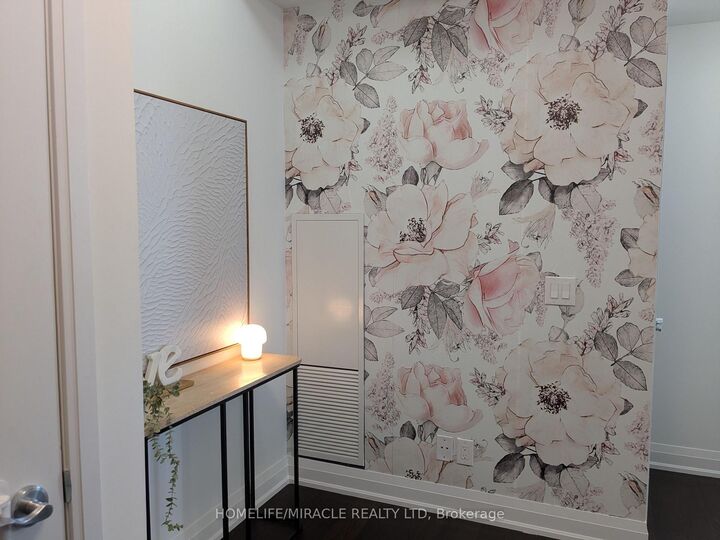 Property Photo: 9582 Markham Road 611 ON L6E 0T4