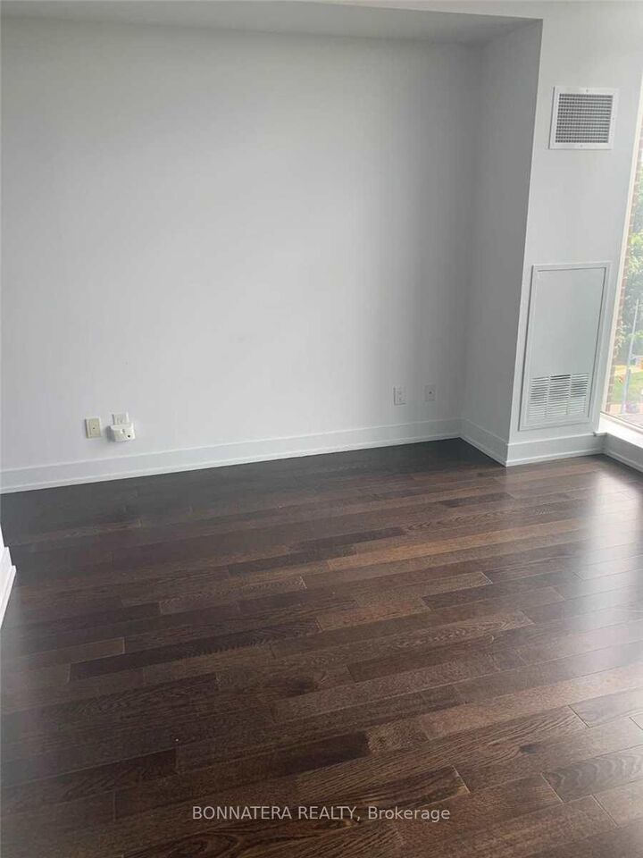 Property Photo: 1638 Bloor Street W 609 ON M6P 1A7