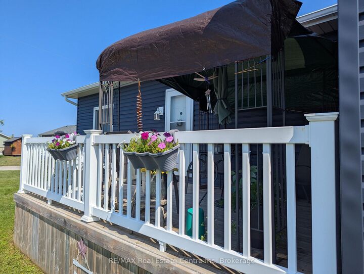 Property Photo: 27 Cranberry Drive ON N7A 3Y3