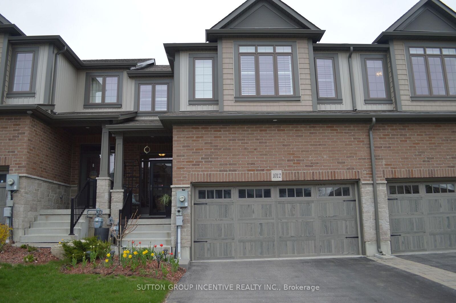 Property Photo: 1012 Wright Drive ON L4R 0E4