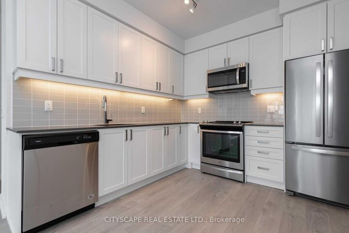 Property Photo: 7895 Jane Street 3508 ON L4K 2M7
