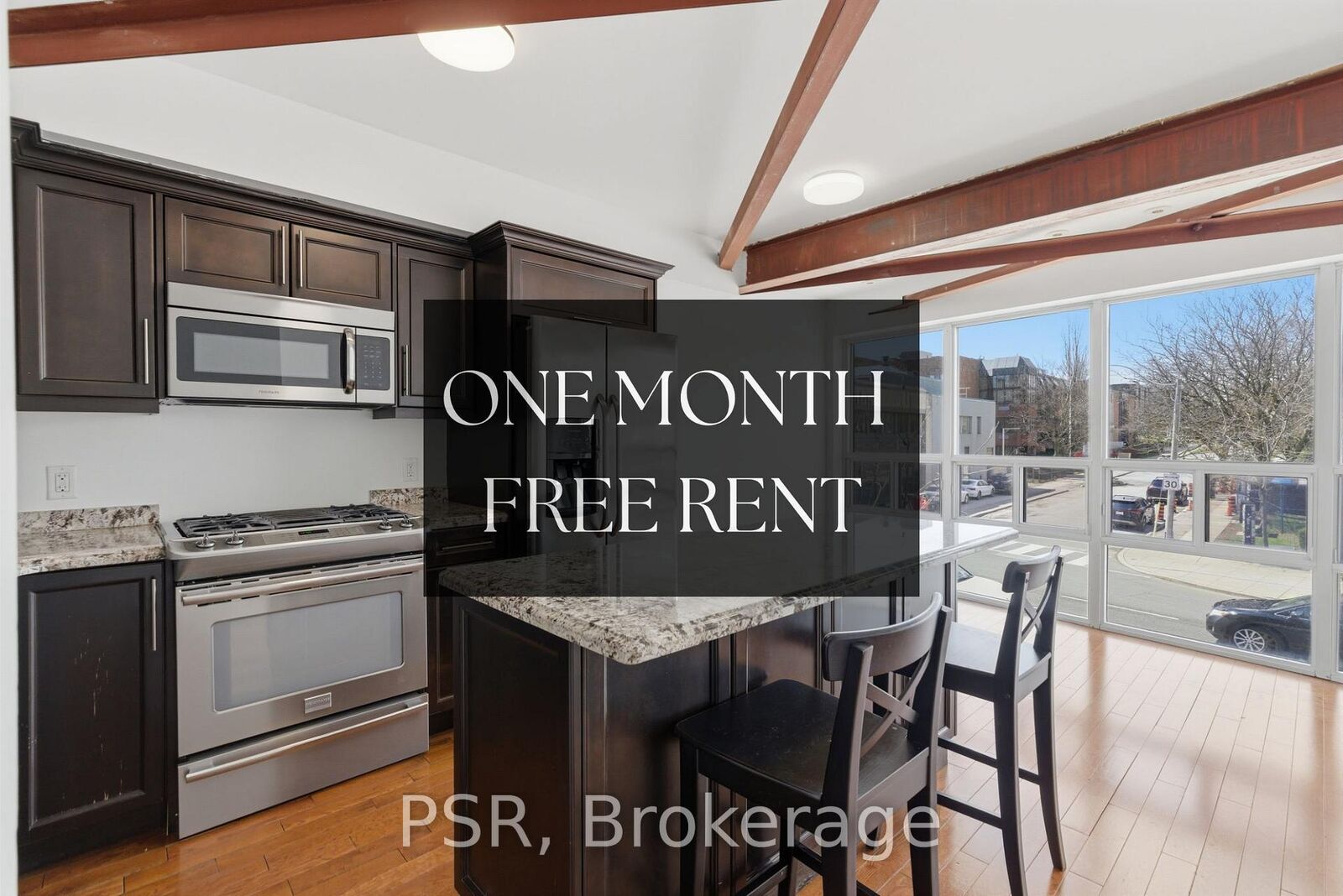 Property Photo:  2541 Yonge Street Apt 1  ON M4P 2H9 