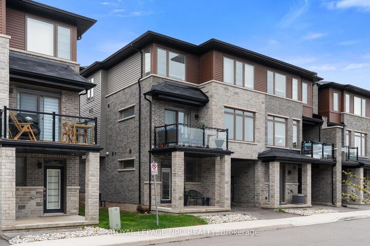 Property Photo:  5000 Connor Drive 17  ON L3J 0T4 