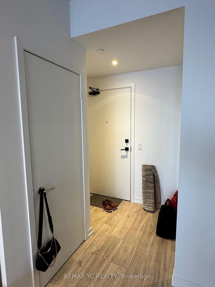 Property Photo:  55 Mercer Street 4815  ON M5V 0W4 