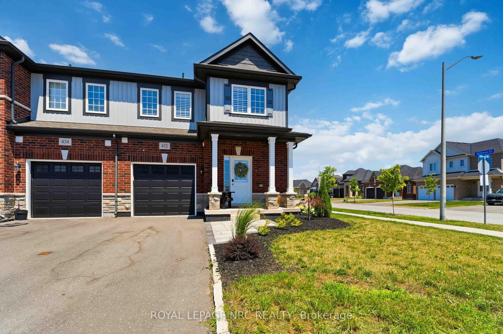 Property Photo: 432 Viking Street ON L2A 0E3