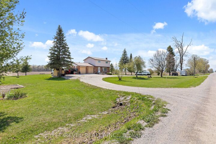 Property Photo: 1038 Cresswell Road ON K0M 2C0