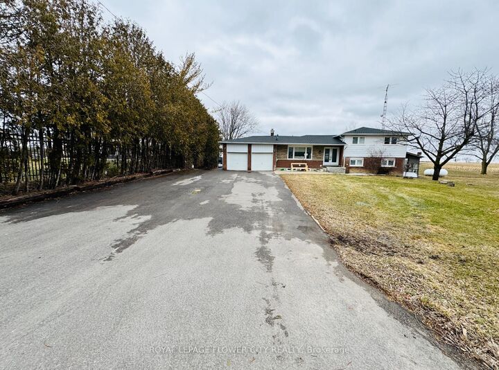 Property Photo: 12753 Centreville Creek Road E ON L7C 3B7