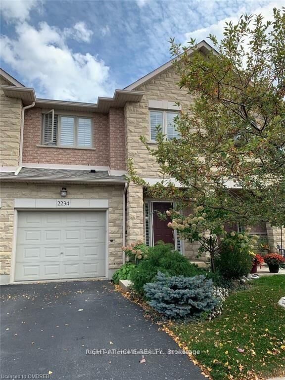 2234 Country Club Drive — photo 1