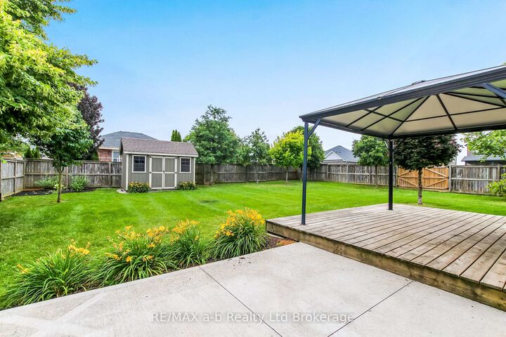 Property Photo:  39 Primrose Drive  ON N4G 5S7 