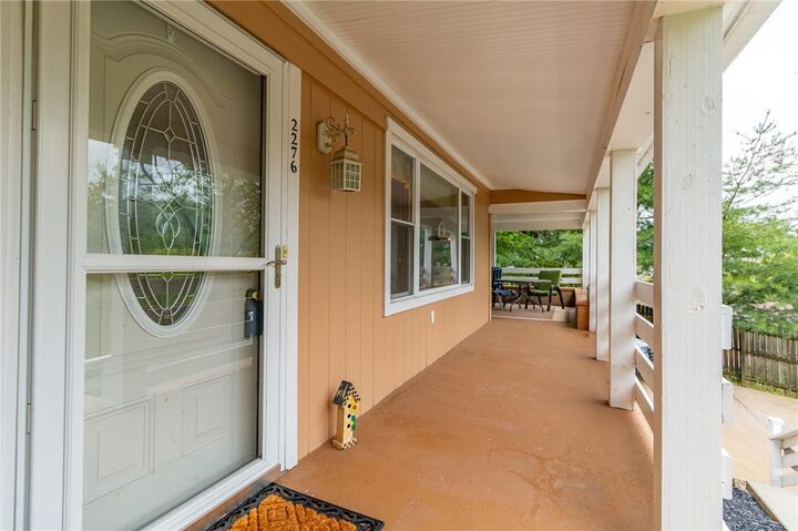 Property Photo:  2276 Hill St  PA 15081 