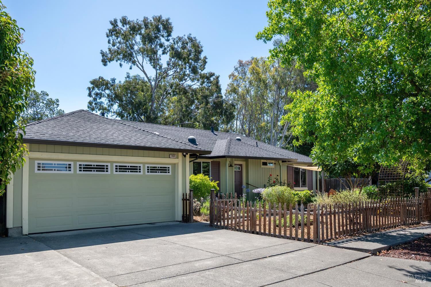 Property Photo:  1924 Lariat Street  CA 95403 