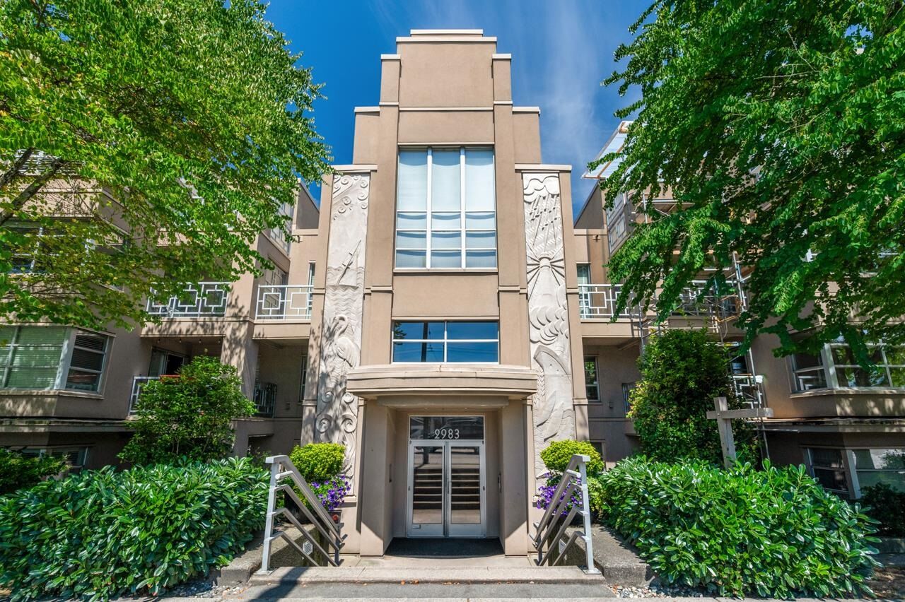 Property Photo: 2983 W 4th Avenue 106 BC V6K 1R5
