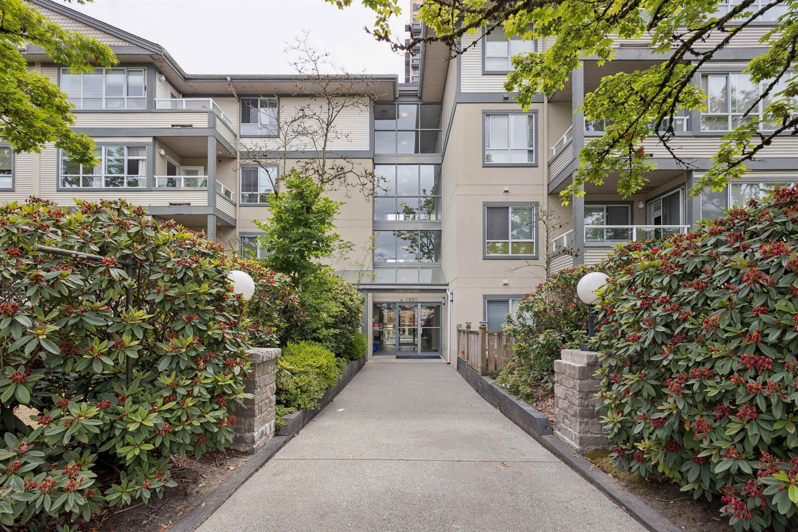 Property Photo: 4990 McGeer Street 204 BC V5R 6C1