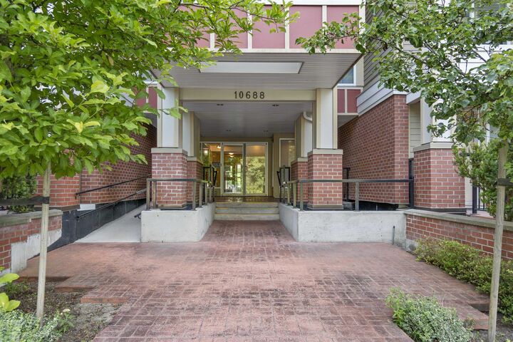 Property Photo: 10688 140 Street 409 BC V3T 0M6