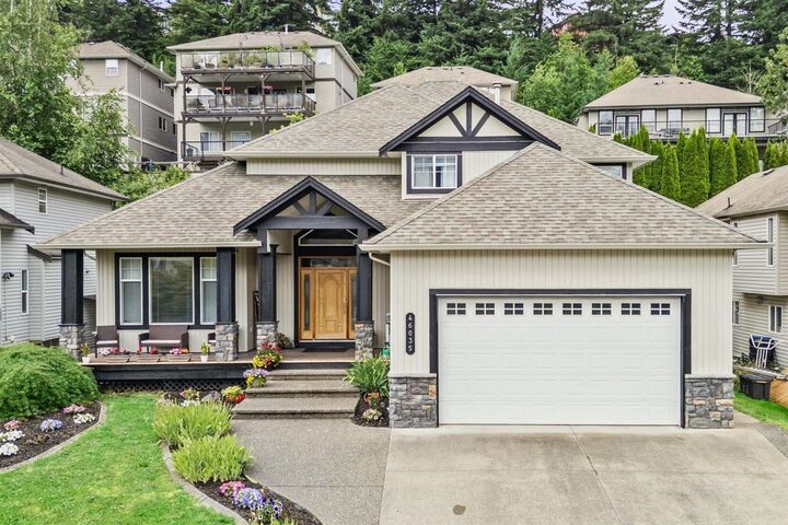 46035 Sherwood Drive — photo 1