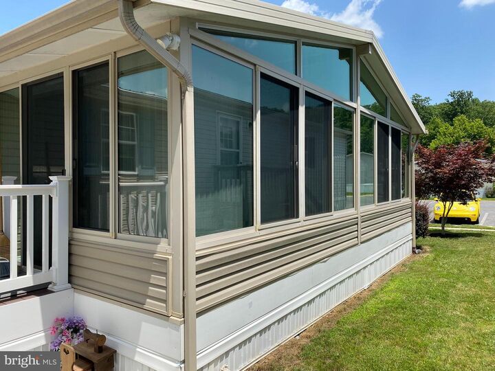 Property Photo:  7504 Gleneagle Drive  MD 20794 