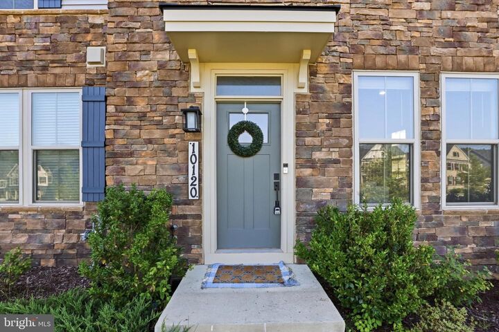Property Photo:  10120 Stonecat Mews  MD 21774 