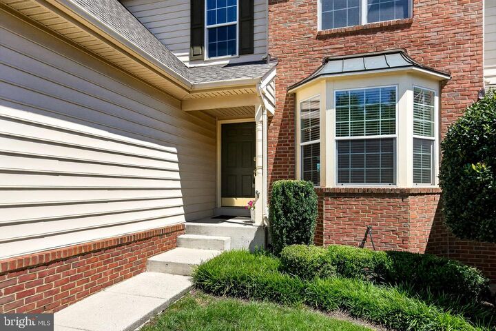 Property Photo:  43256 Baltusrol Terrace  VA 20147 