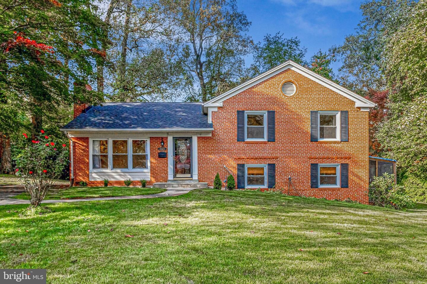 Property Photo: 7321 Reddfield Court VA 22043