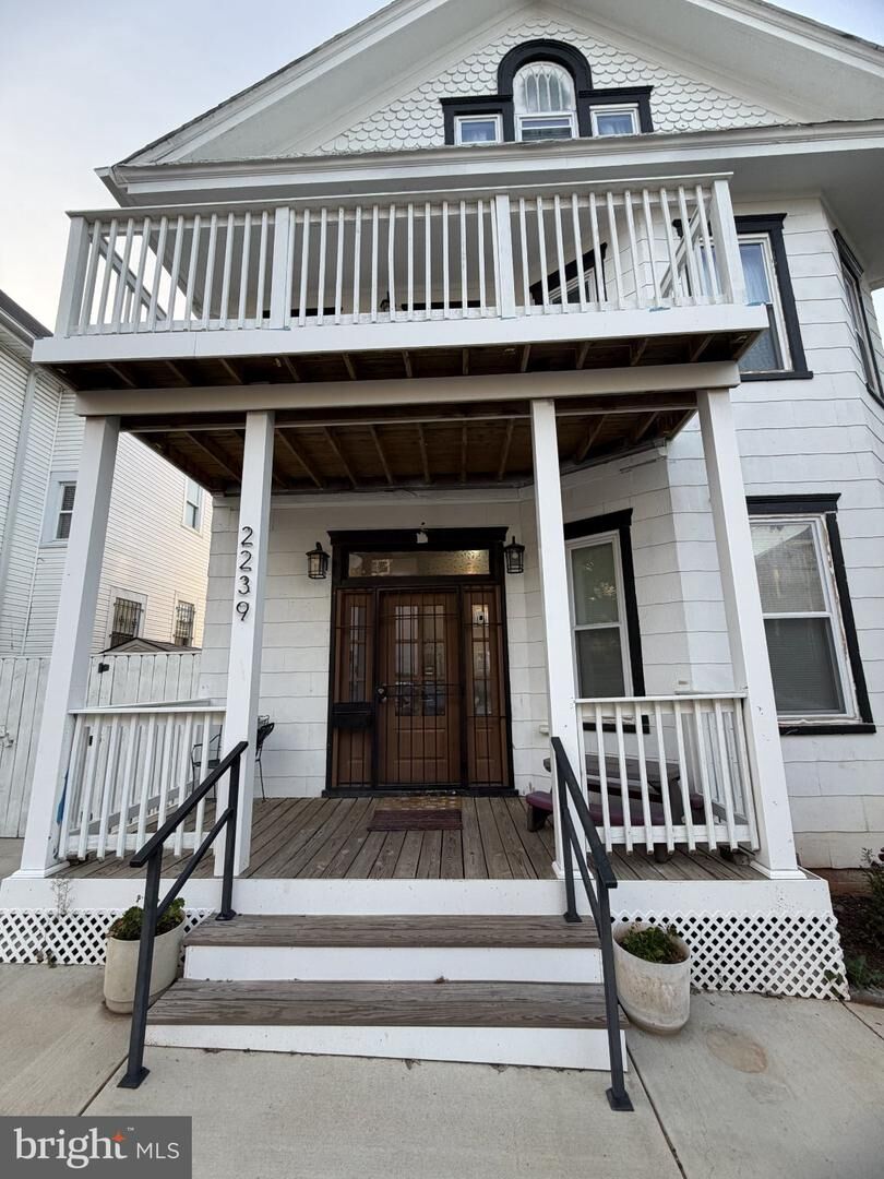 Property Photo: 2239 Mount View Place SE DC 20020