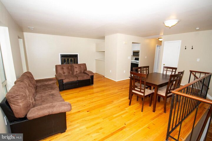 Property Photo:  10 Lee Street B W R72  MD 21201 