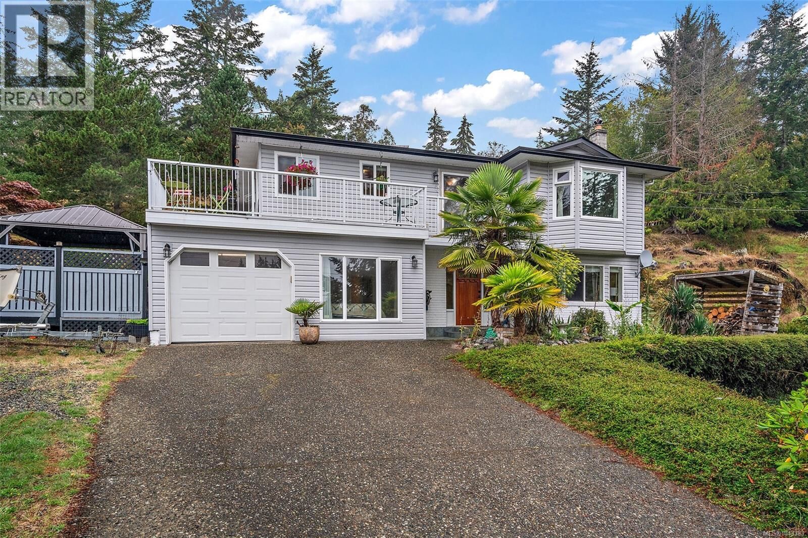 Property Photo:  2197 Henlyn Drive  BC V9Z 0N5 