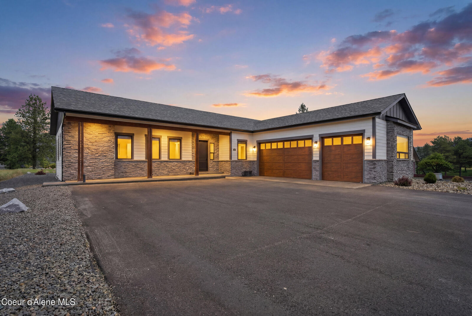 Property Photo:  575 Stoneridge Rd  ID 83804 