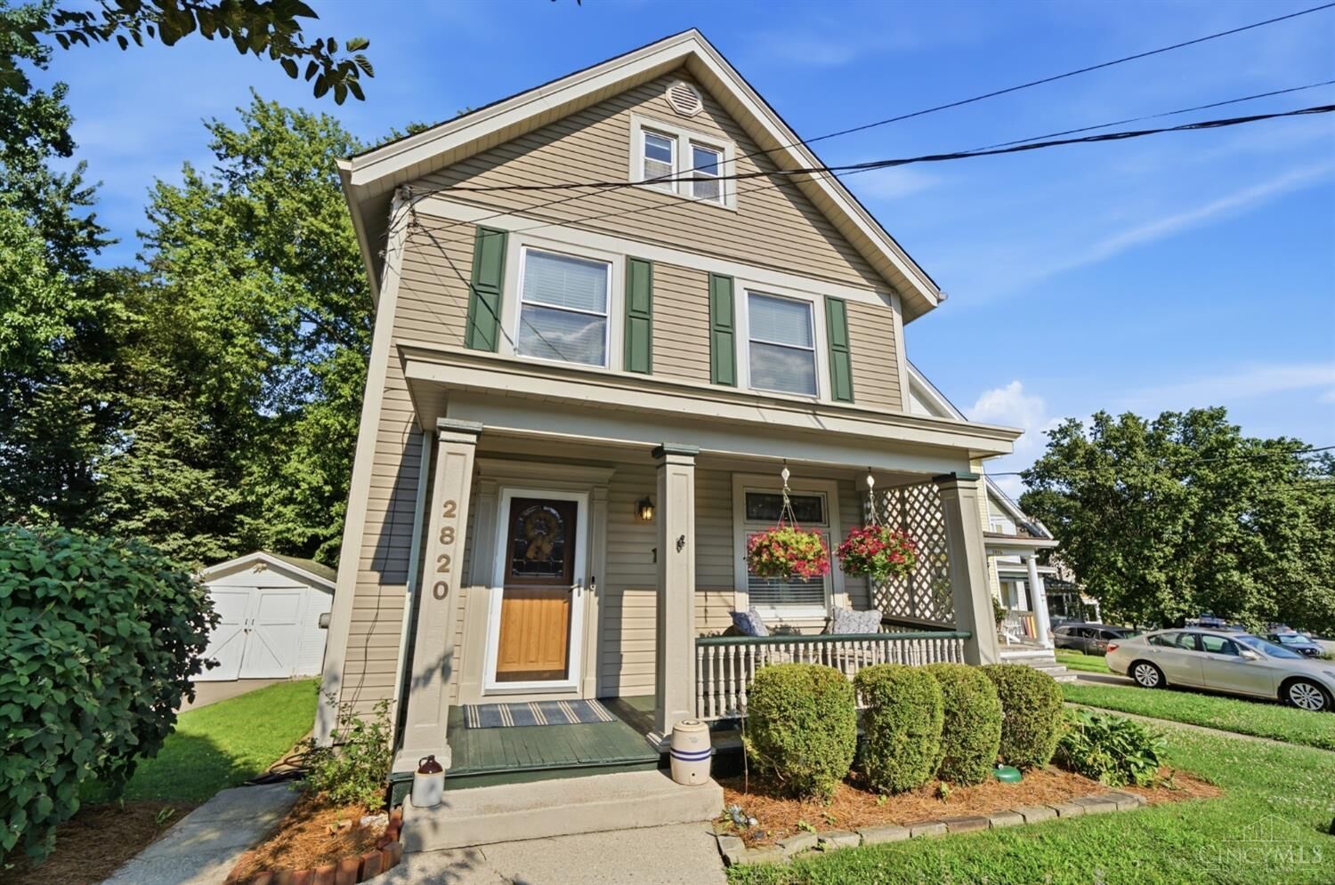 Property Photo: 2820 Linwood Avenue OH 45208
