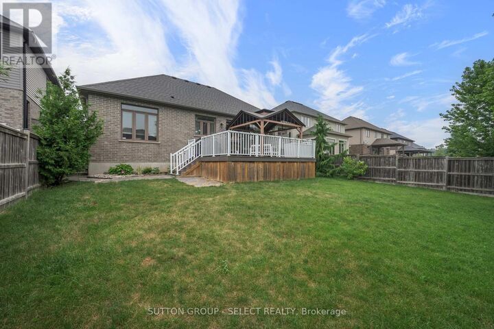 Property Photo: 14 Mayapple Crescent ON N0M 2A0