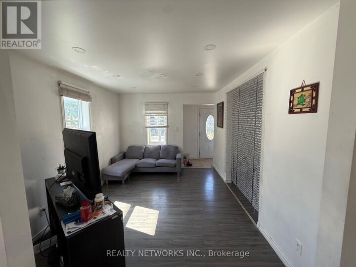 Property Photo:  30 Golden Avenue  ON P0N 1H0 