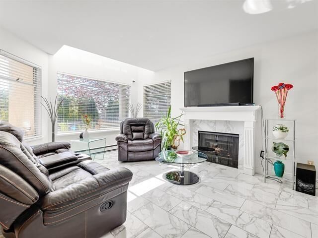 1225 Merklin Street 101 — photo 1