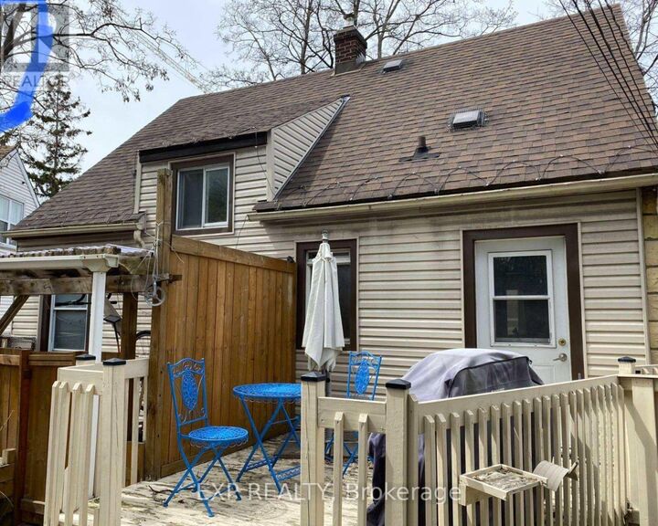 Property Photo:  1240 Carling Avenue  ON K1Z 7K7 
