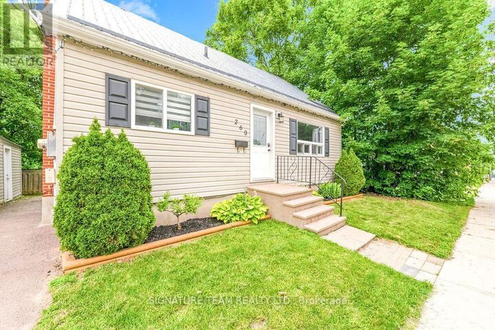 Property Photo:  260 Fraser Street  ON K8A 1X8 