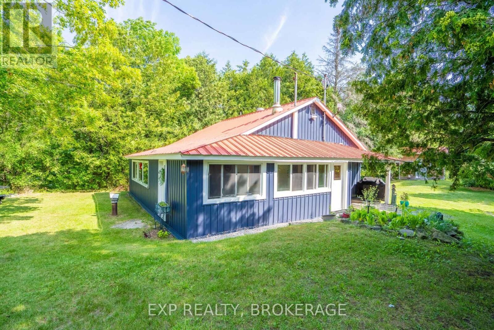 Property Photo: 1026 Arcol Road ON K0H 2J0