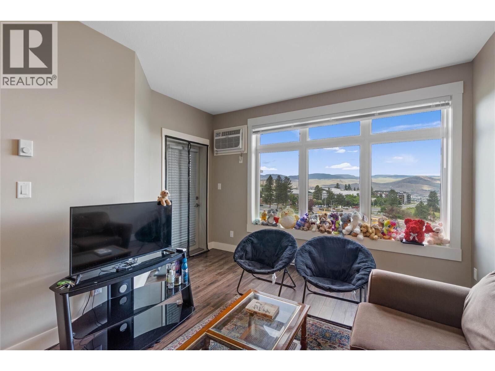 Property Photo: 765 McGill Road 404 BC V2C 0B7