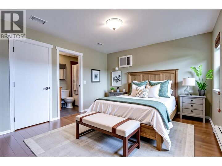 Property Photo:  860 Glenwood Avenue  BC V1Y 5M5 