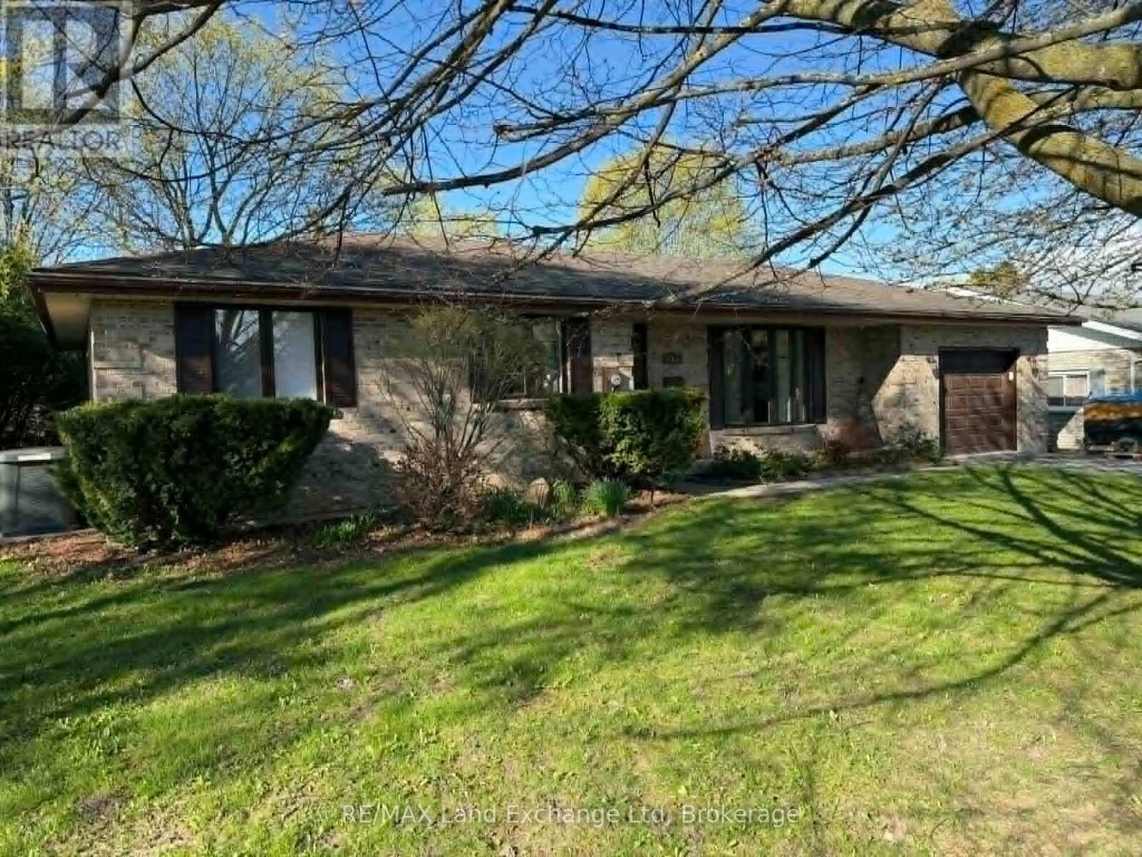 Property Photo: 142 Charles Street ON N0G 2W0
