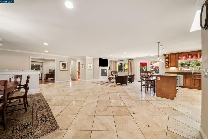 Property Photo:  2065 Diablo Rd  CA 94528 