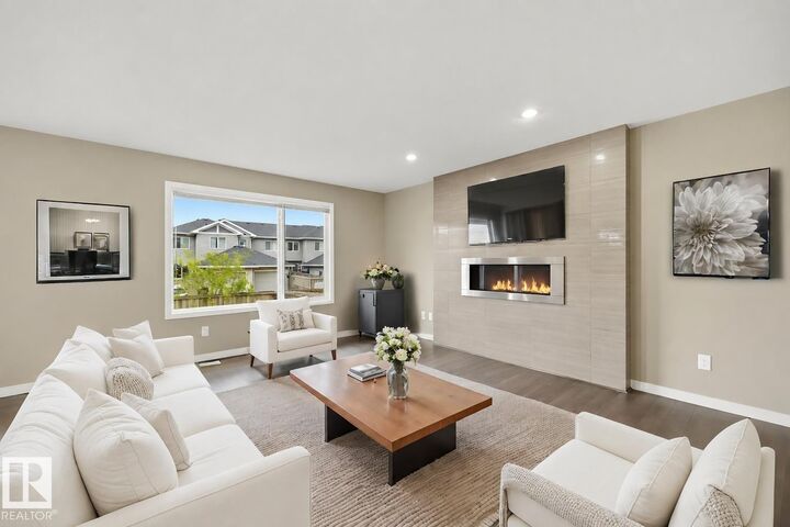 Property Photo: 3528 Claxton Crescent SW AB T6W 0Z6